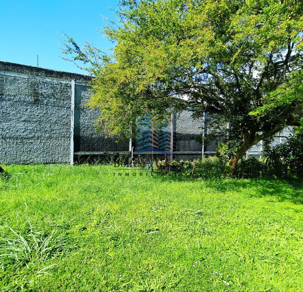 𝐓𝐄𝐑𝐑𝐄𝐍𝐎 𝐄𝐍 𝐕𝐄𝐍𝐓𝐀 ubicado en la Av. Las Américas, de la ciudad de Mérida. 𝐁&𝐂𝟎-𝟒𝟑𝟕