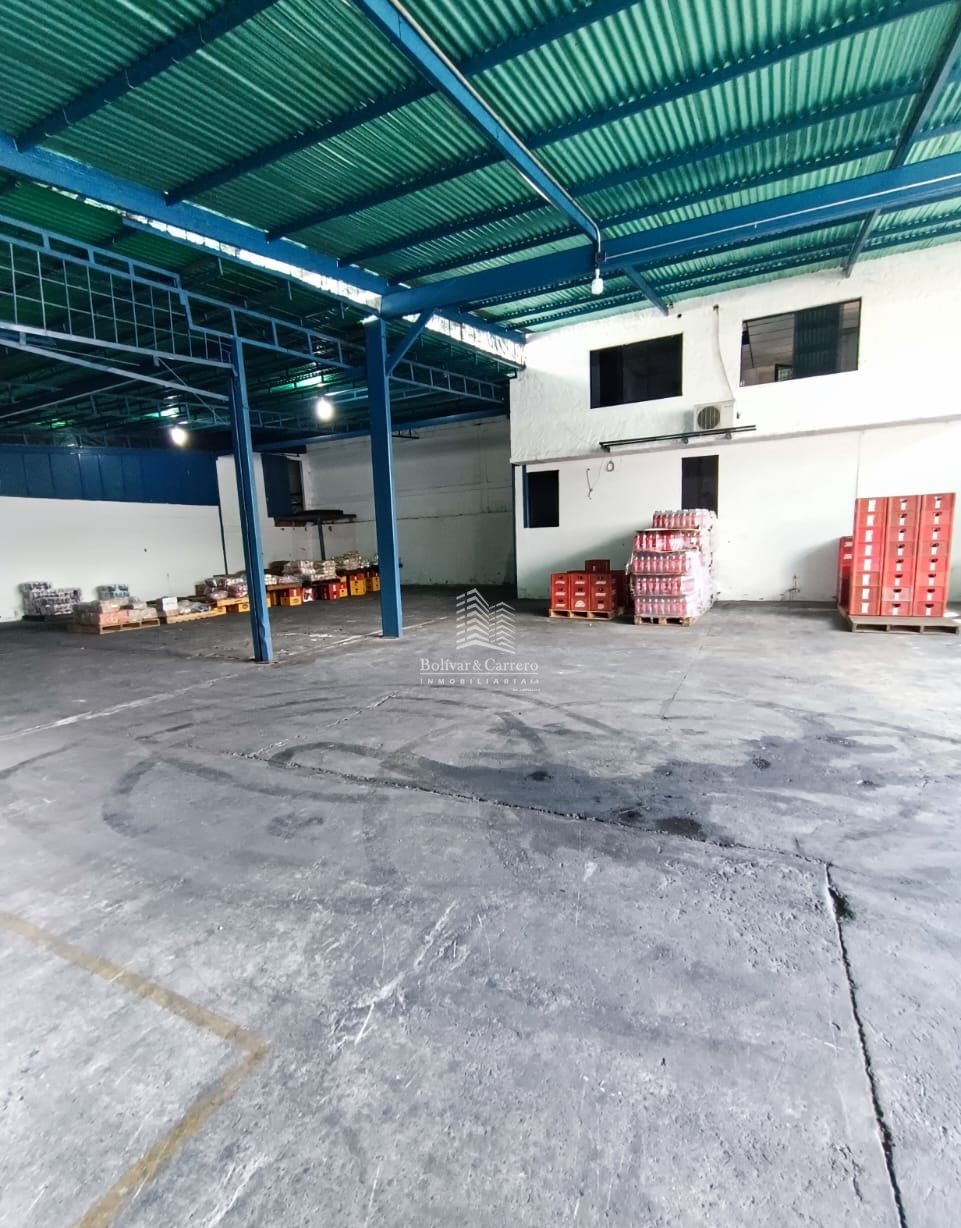 𝐆𝐀𝐋𝐏𝐎́𝐍 + 𝐀𝐏𝐀𝐑𝐓𝐀𝐌𝐄𝐍𝐓𝐎 𝐄𝐍 𝐕𝐄𝐍𝐓𝐀 ubicado en Ejido, Mérida. B&C0-483