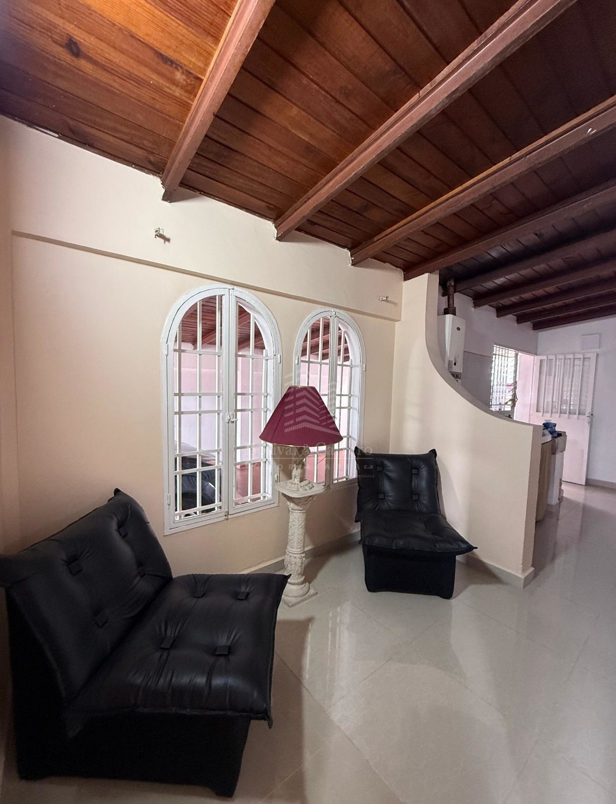EN VENTA QUINTA UBICADA ENTRE LA AV LAS AMERICAS Y AV LOS PROCERES, MÉRIDA-VENEZUELA. B&C0-157