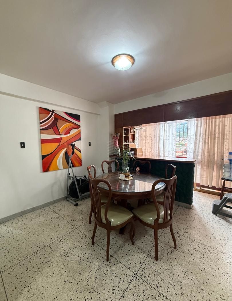 Apartamento con Gran Potencial en Av. Las Américas. B&C0-132