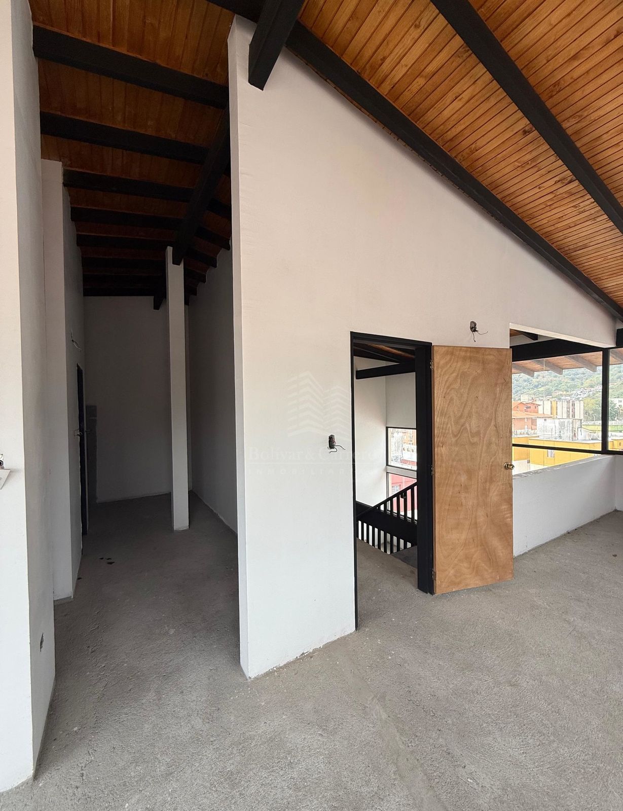 Penthouse Dúplex en Resd. Mayorquina. 𝐁&𝐂𝟎-𝟒𝟐𝟗
