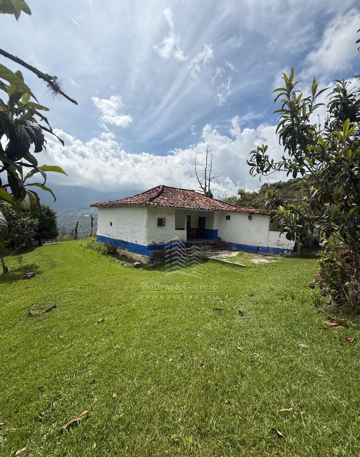 EL VALLECITO
